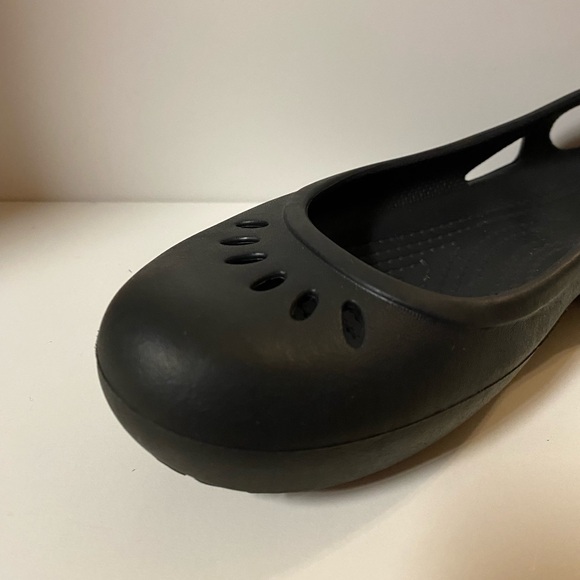 Crocs Kaydee Ballet Flats Women’s 7 Black Slingback Slip On Rubber Shoes Casual - Picture 10 of 12